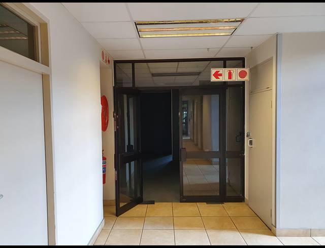 426M² OFFICE TO LET IN ALRODE